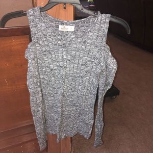 Sweater cold shoulder long sleeve